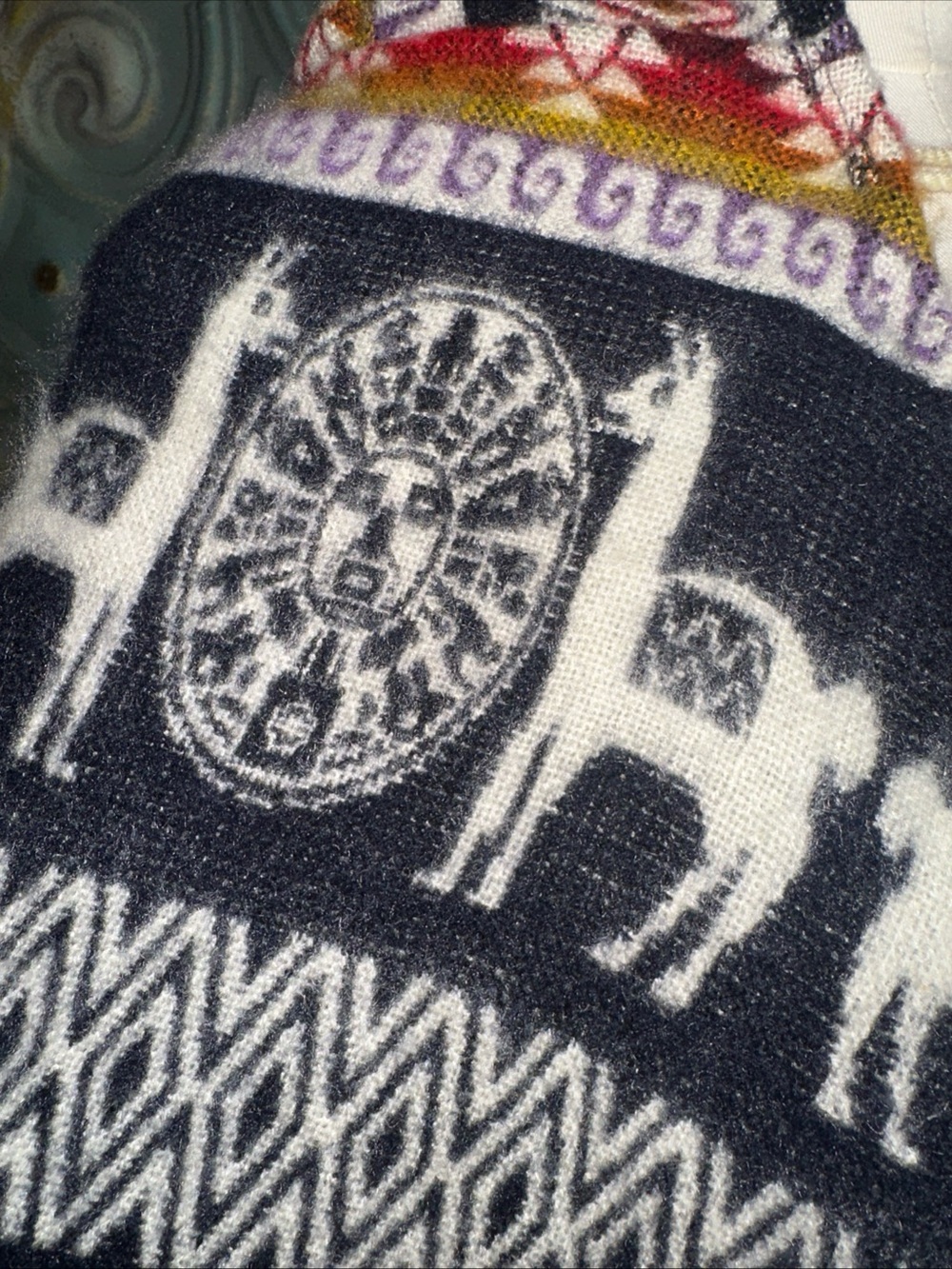 Hooded Llama Alpaca Print Poncho Cape Fringe Southwestern Boho One Size - Picture 3 of 10